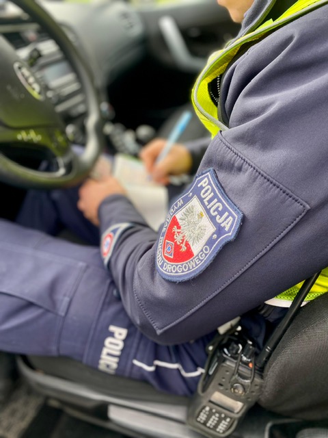 zdjęcie: policjant