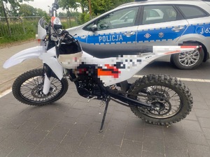 kolorowe zdjęcie- motocykl
