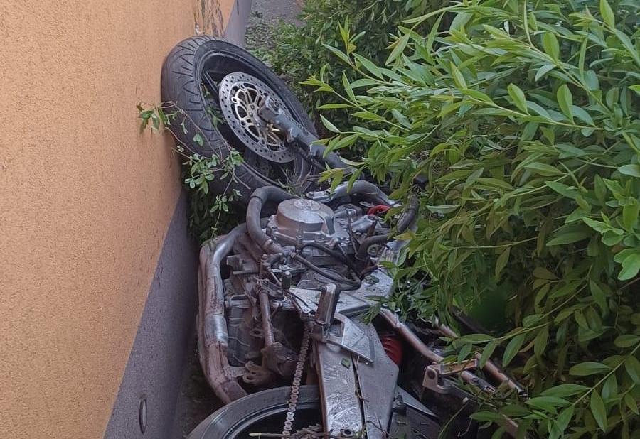 uszkodzony motocykl