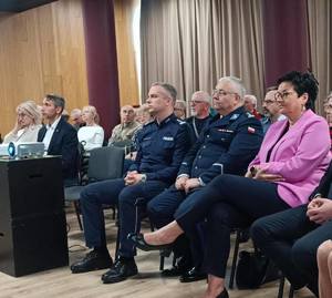 umundurowani policjanci