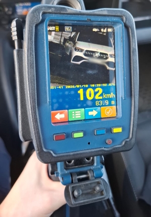 zdj ecie wideorejstratora z nagranym pojazdem