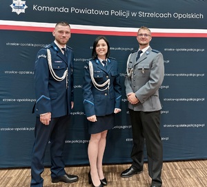 Zdjęcie kolorowe przedstawiające obchody Święta Policji w Strzelcach Opolskich.