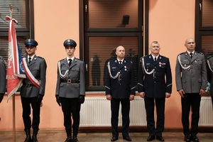 Zdjęcie kolorowe przedstawiające obchody Święta Policji w Strzelcach Opolskich.