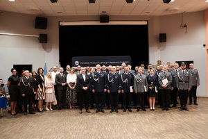 Zdjęcie kolorowe przedstawiające obchody Święta Policji w Strzelcach Opolskich.
