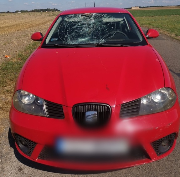 zdjęcie: rozbite auto