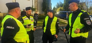 Zdjęcie przedstawia ćwiczenia sztabowe p. "Ładunek 25"