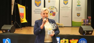 Zdjęcie przedstawia gale zakończenia programu &quot;Przedszkolak ratuje&quot;