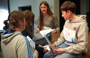 Zdjęcie przedstawia kulisy castingu programu "Przyszłość a Ty"