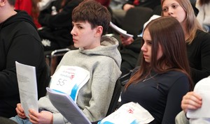 Zdjęcie przedstawia kulisy castingu programu "Przyszłość a Ty"