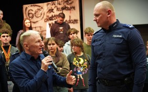 Zdjęcie przedstawia wielki finał programu Przyszłość a Ty