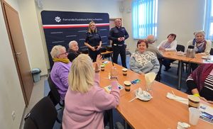 kolorowe zdjęcie z debaty