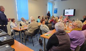 kolorowe zdjęcie z debaty