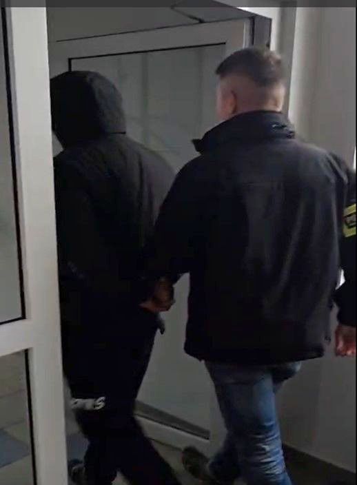 kolorowe zdjęcie z zatrzymanym