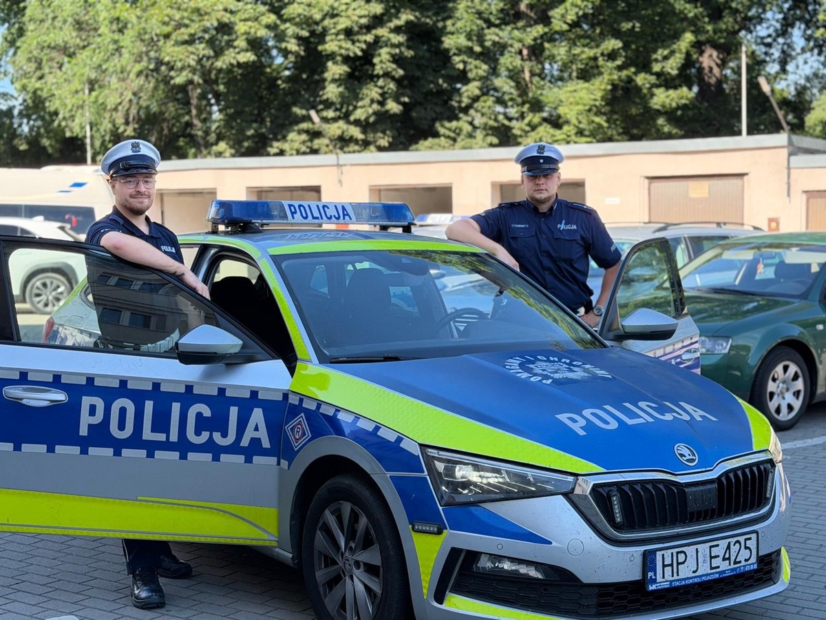 zdjęcie: policjanci ruchu drogowego
