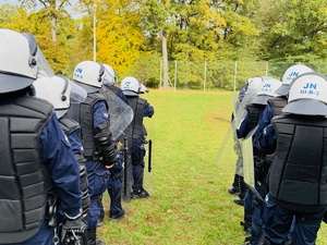 funkcjonariusze podczas szkolenia