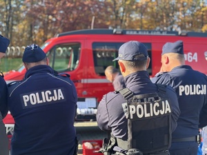 funkcjonariusze policji w trakcie ćwiczeń