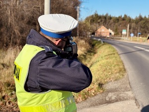 policjanci na akcji stop-prędkości