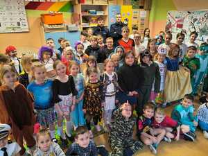 spotkanie policjantów z dziećmi