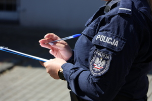 funkcjonariusze w roli sędziów na mistrzostwach pierwszej pomocy