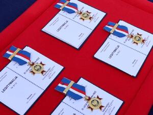 obchody świeta policji