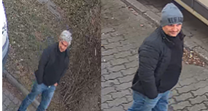 mężczyzna na parkingu