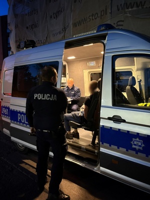 zatrzymany do kontroli nietrzeźwy 22-latek