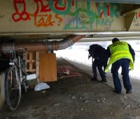Policja i Straż Miejska kontroluje miejsca przebywania osób bezdomnych
