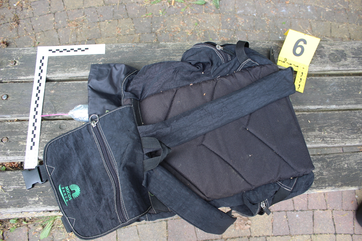 Czy rozpoznajesz rzeczy zmarłego mężczyzny?