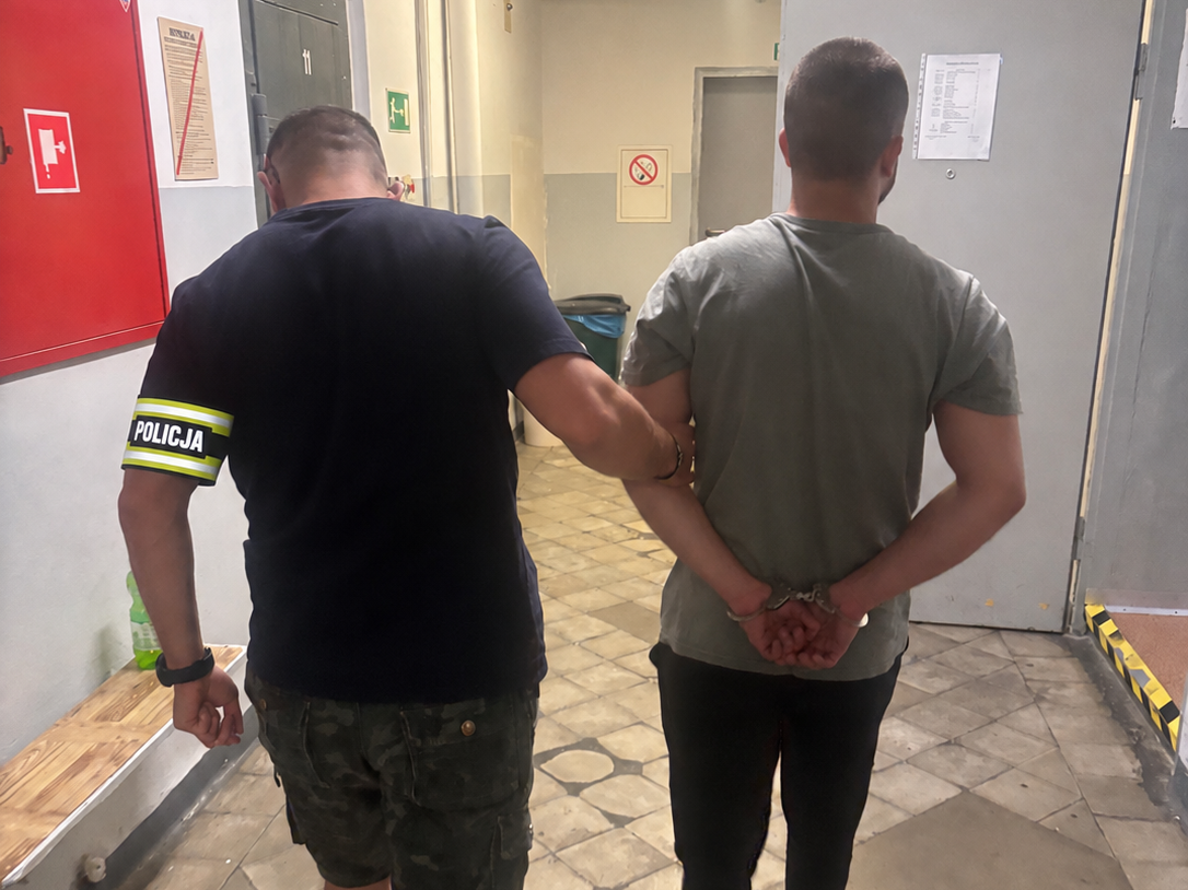Opolscy policjanci i KAS zabezpieczyli 9,5 kg narkotyków o wartości 450 tys. zł