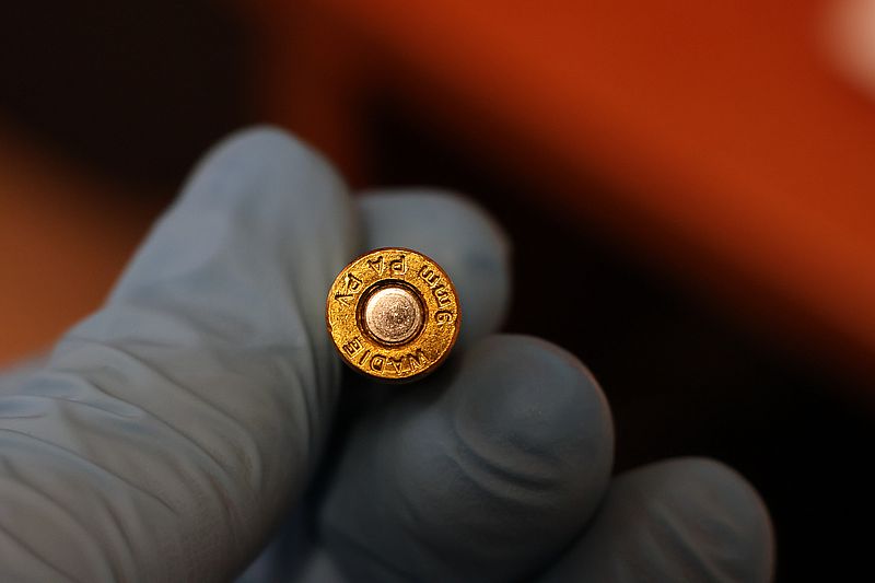 Zatrzymany za złamanie zakazu zbliżania się i posiadanie amunicji