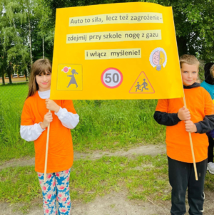zdjęcie kolorowe: dzieci podczas Akcja “Cytrynka” w Jastrzębiu