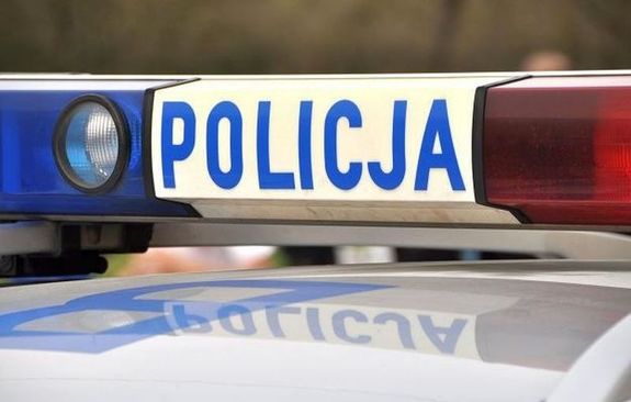 zdjęcie sygnałów policyjnych z napisem policja