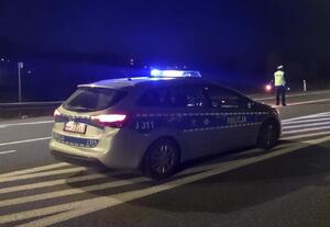 policjant podczas badań