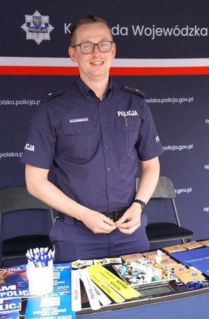 Policjant na stanowisku doborowym.