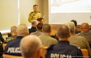 zdjęcie kolorowe: opolscy policjanci podczas ćwiczenia &quot;Biskupia Kopa 2025&quot;