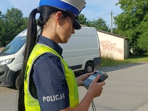 zdjęcie kolorowe: działania opolskich policjantów ruchu drogowego