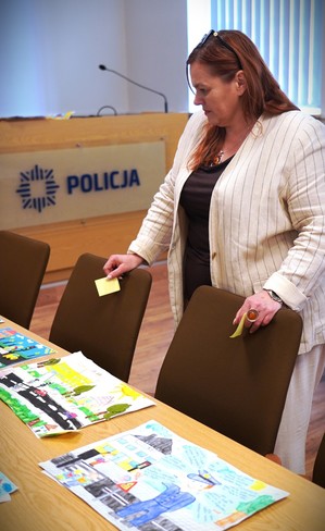 Komisja konkursowa wyławia zwycięzców.