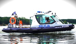 Zdjęcie: łódź policyjna.