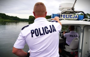 Zdjęcie: patrol na wodzie.