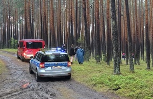 zdjęcie: opolscy policjanci podczas działań
