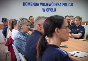 uczestnicy szkolenia w sali szkoleniowej