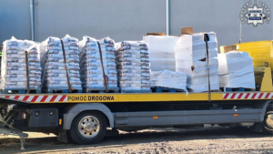 Zdjęcie: opakowanie po środkach czystości.