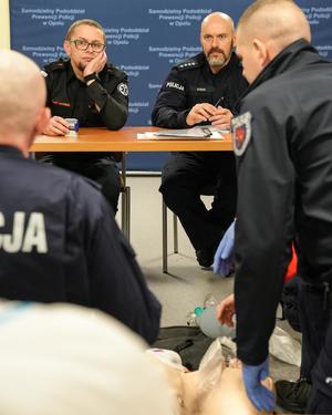 zdjęcie: policjanci podczas egzaminu