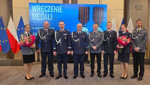 zdjęcie: odznaczeni policjanci