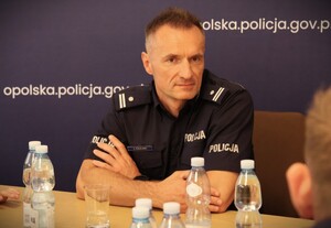 policjanci podczas spotkania z Komendantem Wojewódzkim Policji w Opolu