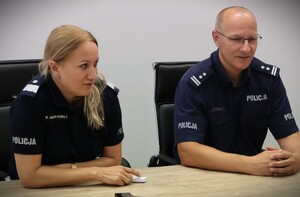 policjanci podczas spotkania z Panią Komendant