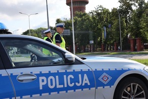 zdjęcie: opolscy policjanci podczas działań NURD