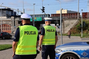zdjęcie: opolscy policjanci podczas działań NURD